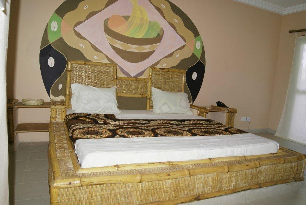 Bamboo Garden Hotel เซเรคุงดา ภายนอก รูปภาพ
